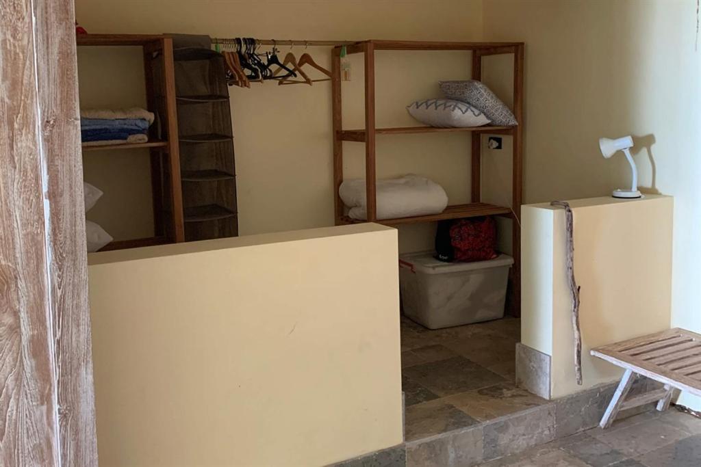 Beachfront Dolphin Cabin Oak Beach Екстериор снимка